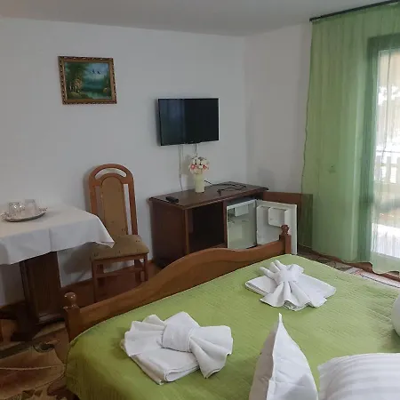 Grandemi Belvedere Bucovina Gasthof *